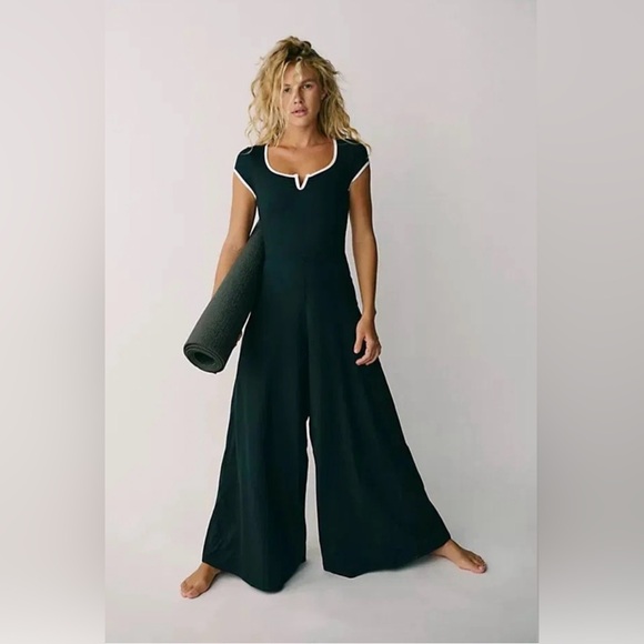 Free People Movement Pipe Dream Onesie Size Large - Picture 1 of 13